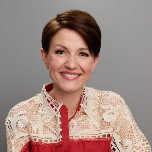 Joanie Simon